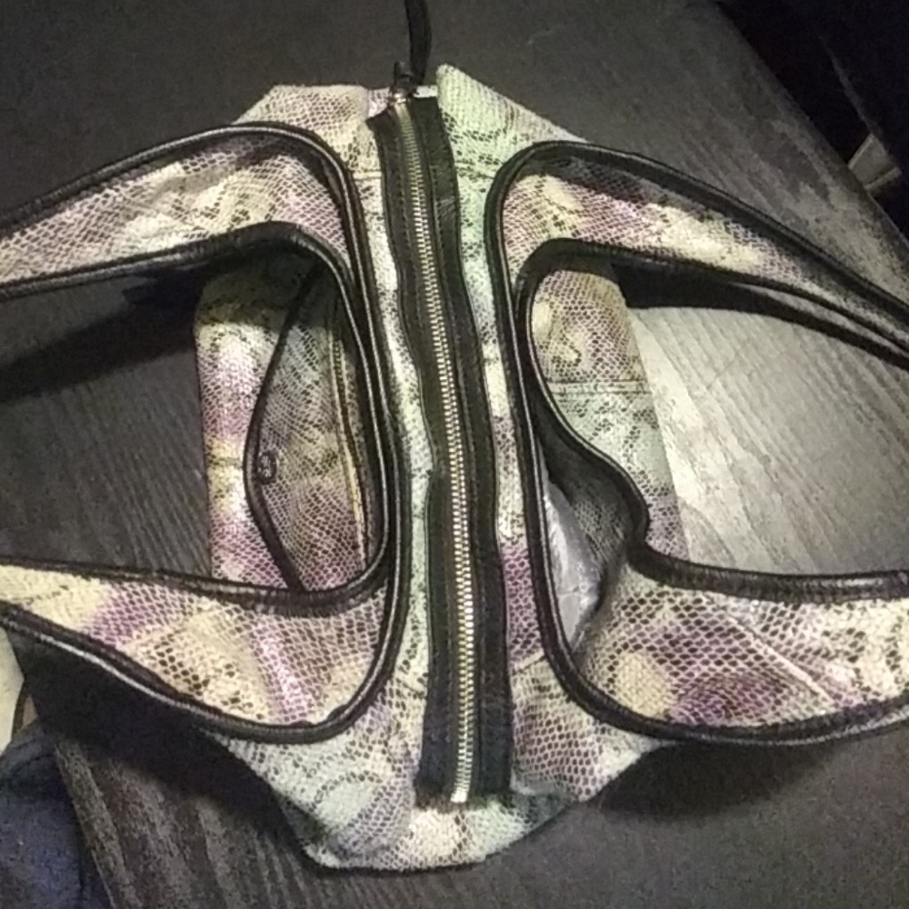 Purse - Picture 4 of 4